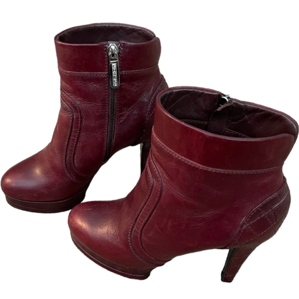 CHANEL Quilted Logo Short Boots Dark Burgundy Heeled Ankle Pump Booties EU 38